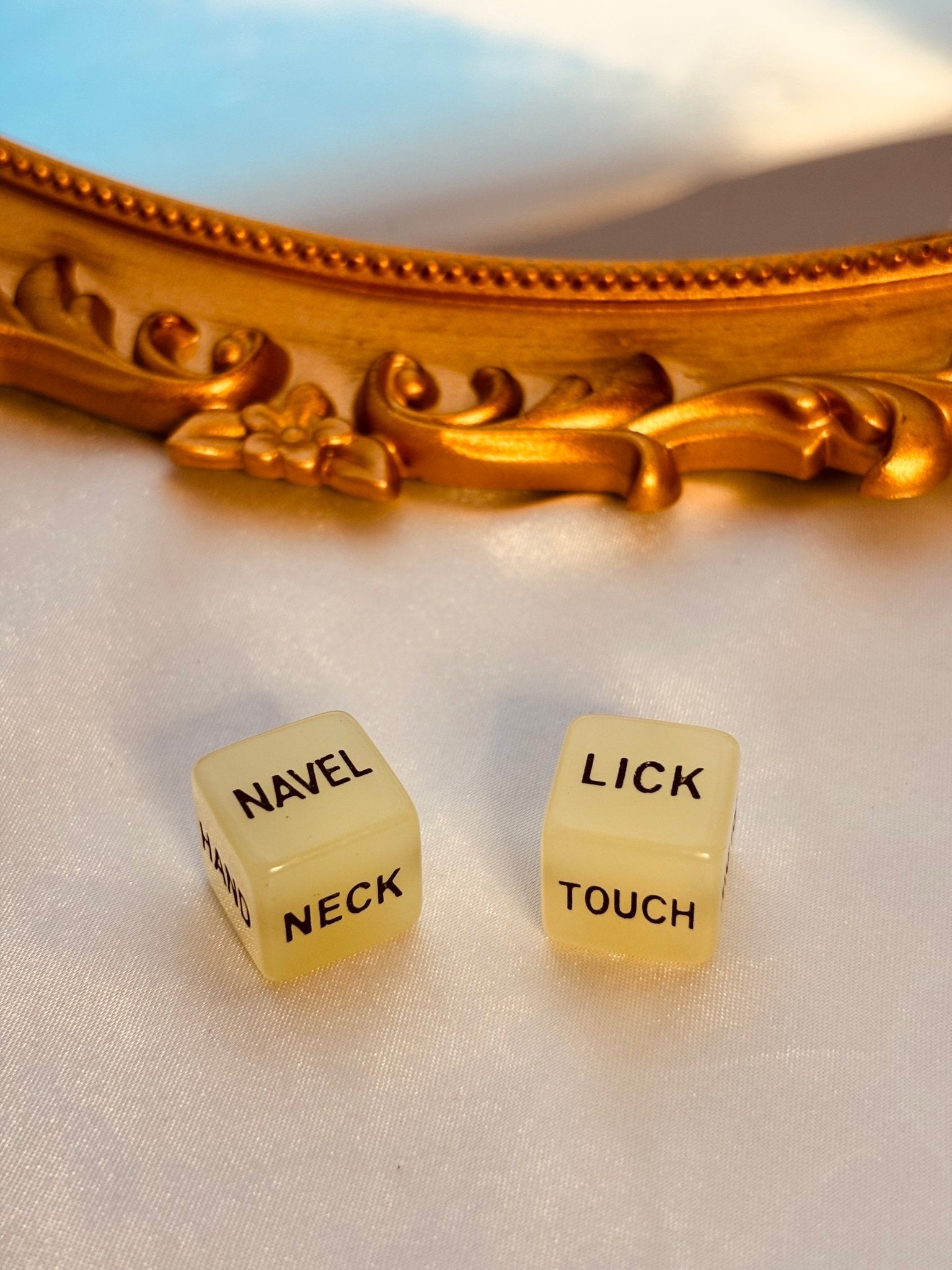 Glow in the Dark Sex Dice Fun Romantic and Sensual Sex Dice | Glow in the Dark | Anniversary | Valentine’s Day | Gift Husband Wife - The Goddess Shop Co